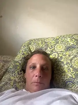 Everlyrose27 online show from September 13, 2025, 8:41 pm