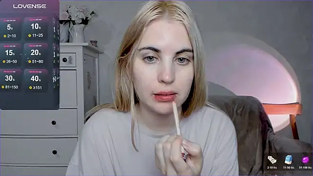 pawpaws online show from November 16, 2025, 8:09 am