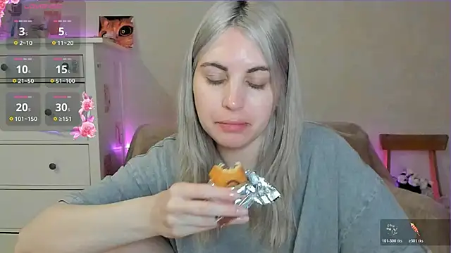 pawpaws online show from April 23, 2026, 8:35 am