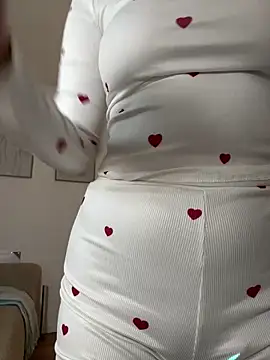 Hii Lolla online show from February 7, 2026, 9:24 am