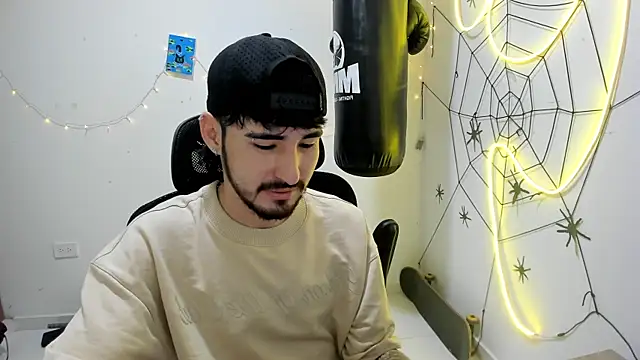 DmitriSanders online show from January 12, 2026, 3:06 pm