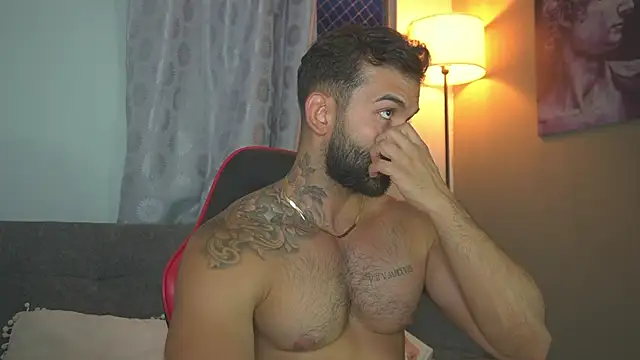 Snapshot of MarkHazze chatting on July 15, 2026, 11:43 pm MarkHazze online show from July 15, 2026, 11:43 pm