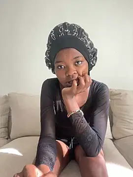 Snapshot of Grusha19 chatting on February 13, 2025, 2:09 pm Grusha19 online show from February 13, 2025, 2:09 pm