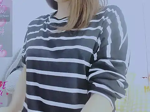 Linh diudang online show from November 27, 2025, 3:19 am