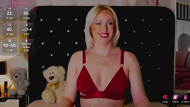 OliviaShaw23 online show from March 6, 2026, 9:22 pm