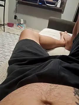 dredre1069 online show from April 5, 2026, 1:25 am