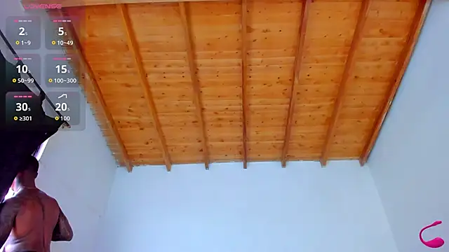 esteveen ortegas  online show from April 12, 2026, 10:04 pm