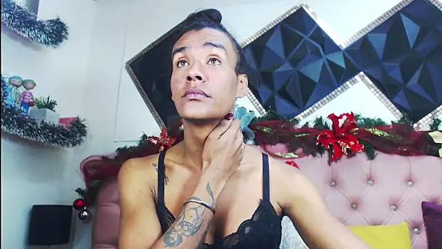 andrea safeira doll online show from December 16, 2025, 1:49 pm