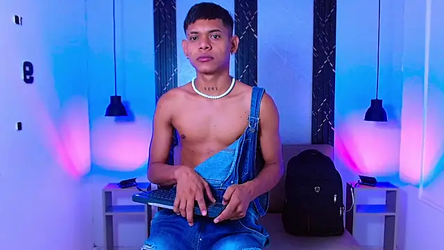 Damar fhelipe online show from September 18, 2025, 4:25 am