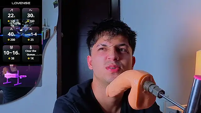 Issac james  online show from January 9, 2026, 4:37 am