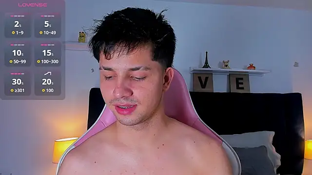 Issac james  online show from January 10, 2026, 5:09 am