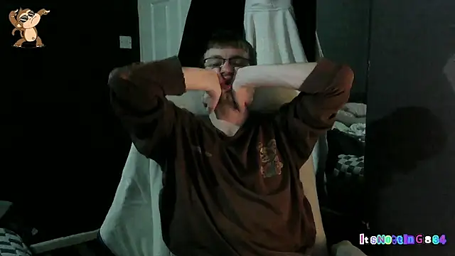 Itsnotting834 online show from March 15, 2025, 10:00 pm