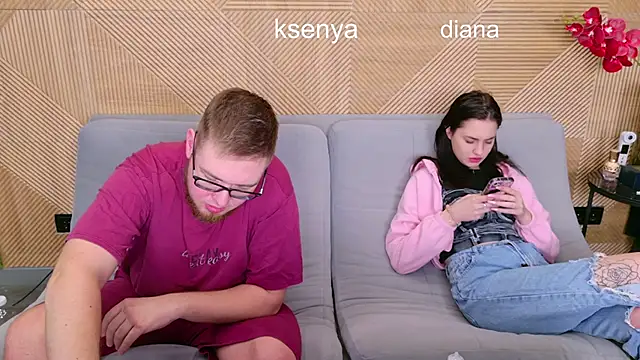 Ksenny online show from April 4, 2026, 5:16 am