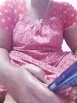 Tamilpriya46 online show from December 19, 2024, 6:56 pm