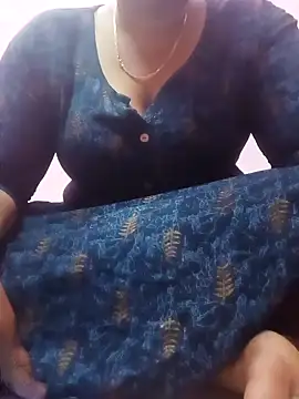 Tamilpriya46 online show from December 20, 2024, 4:57 pm