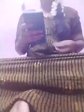 Tamilpriya46 online show from February 22, 2025, 5:24 pm