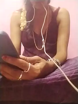 Tamilpriya46 online show from February 28, 2025, 5:15 pm