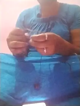 Tamilpriya46 online show from March 18, 2025, 5:21 pm