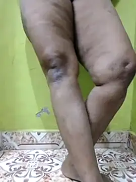 Tamilpriya46 online show from November 6, 2025, 4:08 pm