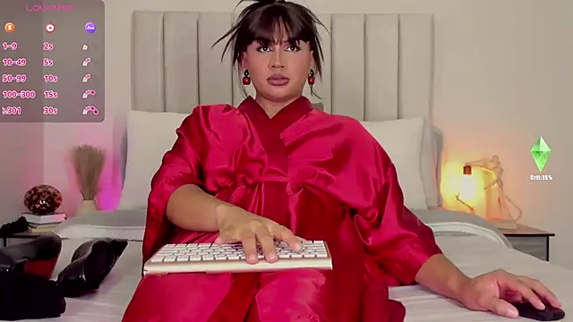 romina-brunette online show from September 12, 2025, 2:50 pm