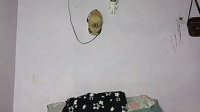 PRINSES24-7 online show from February 4, 2026, 1:50 pm