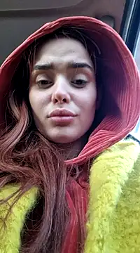 SophieCharm online show from December 22, 2024, 1:44 pm