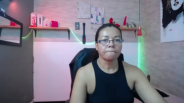 MaturePure online show from October 23, 2025, 9:46 pm