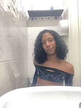 Snapshot of tamarabigass1 chatting on February 25, 2025, 4:24 am tamarabigass1 online show from February 25, 2025, 4:24 am