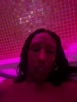 Snapshot of tamarabigass1 chatting on March 20, 2025, 9:59 am tamarabigass1 online show from March 20, 2025, 9:59 am