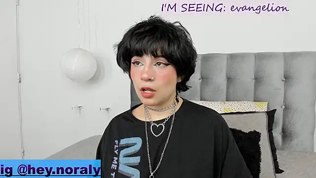 Snapshot of hey_noraly chatting on February 10, 2025, 4:41 am hey noraly online show from February 10, 2025, 4:41 am