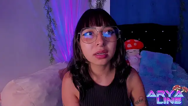 arysUwU online show from January 10, 2025, 6:42 am