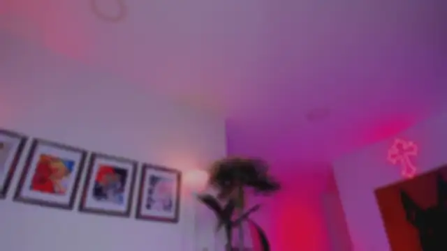 Snapshot of Taylor__foxxx chatting on October 25, 2025, 5:37 am Taylor foxxx online show from October 25, 2025, 5:37 am