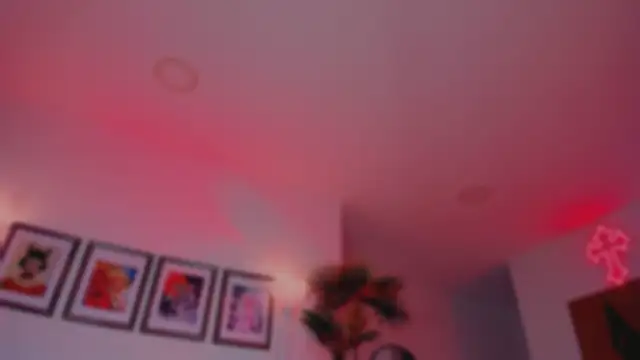 Snapshot of Taylor__foxxx chatting on November 28, 2025, 5:10 am Taylor foxxx online show from November 28, 2025, 5:10 am