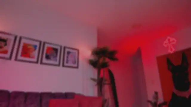 Taylor  foxxx online show from February 27, 2026, 5:40 am