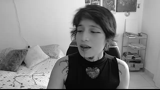 Snapshot of _Apola_77 chatting on February 11, 2025, 7:59 pm Apola 77 online show from February 11, 2025, 7:59 pm