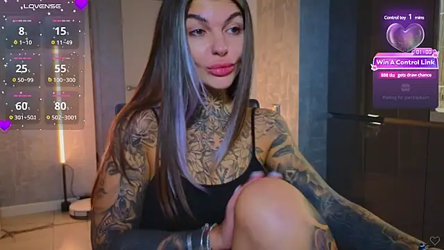 tattooedBabyy online show from February 10, 2025, 2:37 pm