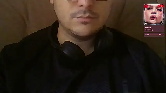 Snapshot of ShiitakeBR chatting on March 20, 2025, 9:02 pm ShiitakeBR online show from March 20, 2025, 9:02 pm