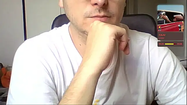 Snapshot of ShiitakeBR chatting on December 4, 2025, 4:05 pm ShiitakeBR online show from December 4, 2025, 4:05 pm