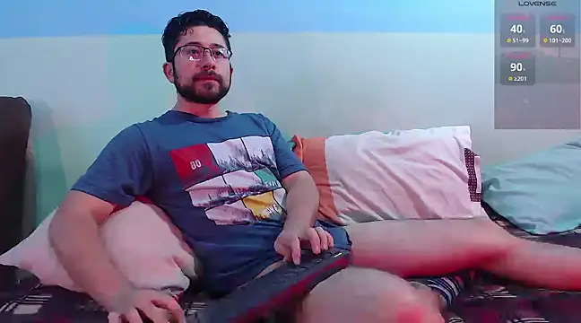 Snapshot of teddy_foster chatting on January 27, 2025, 12:58 pm teddy foster online show from January 27, 2025, 12:58 pm