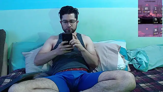 Snapshot of teddy_foster chatting on March 11, 2025, 1:01 pm teddy foster online show from March 11, 2025, 1:01 pm