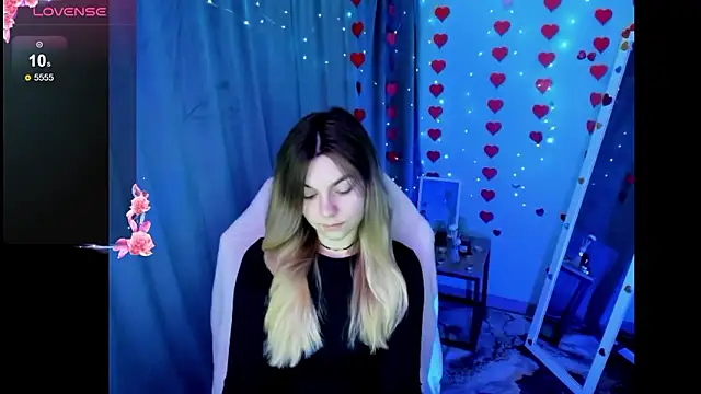 Sweet me  online show from March 8, 2026, 6:39 am