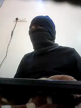 uttam19 online show from December 16, 2024, 3:08 am