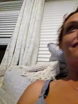 Dixiefaye Pika online show from February 6, 2025, 4:42 am