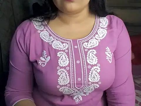 Trezza online show from September 16, 2025, 8:10 pm