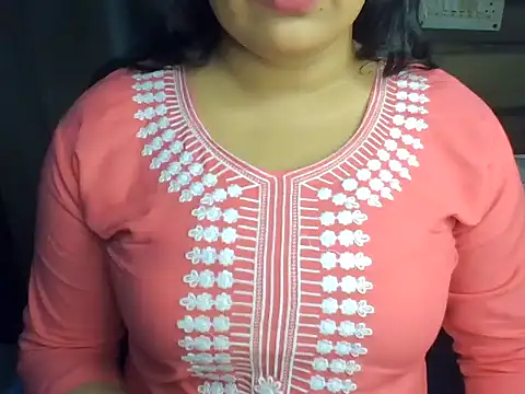 Trezza online show from October 21, 2025, 11:05 pm