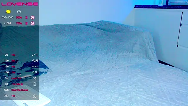 kitti kaattt online show from February 12, 2026, 10:21 am