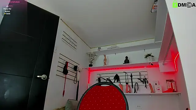 Snapshot of Alejandra_Dunn chatting on December 19, 2024, 1:18 pm Alejandra Dunn online show from December 19, 2024, 1:18 pm
