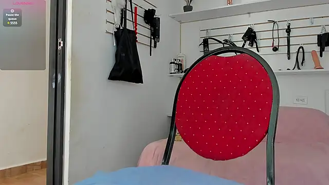 Snapshot of Alejandra_Dunn chatting on February 12, 2025, 12:55 pm Alejandra Dunn online show from February 12, 2025, 12:55 pm