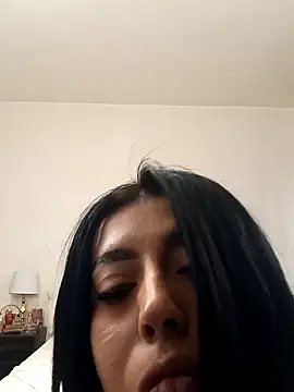 GiseleReine online show from February 10, 2025, 12:39 pm