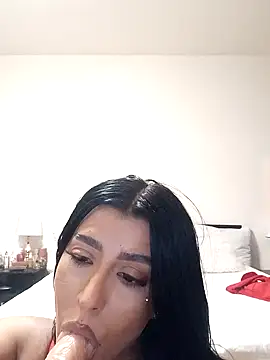 GiseleReine online show from February 11, 2025, 4:13 pm